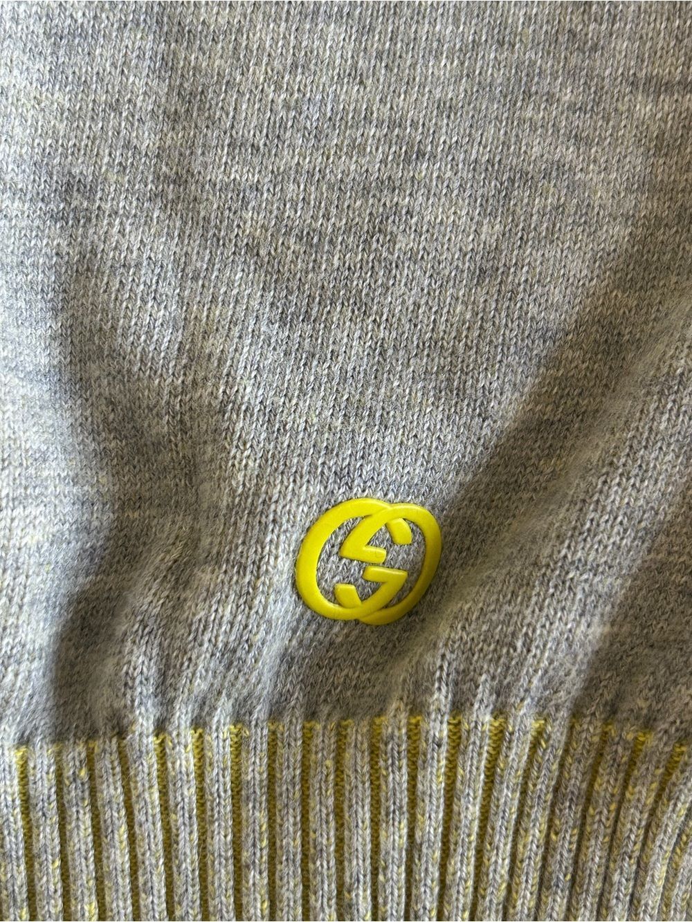 Gucci Kids Gray Yellow Contrast Trim Interlocking G Knit Cardigan Size 8 - Picture 4 of 8